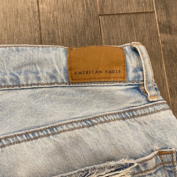 American Eagle Low-Rise Skater Jeans - Picture 8 of 13